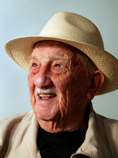 ゲバラの友人グラナド氏が死去、オートバイの旅に同行