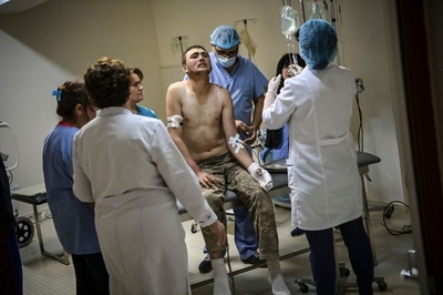 アゼルバイジャン、アルメニア国内を攻撃 紛争拡大の恐れ