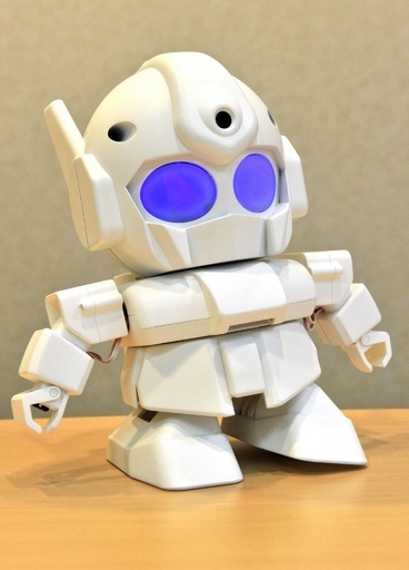 人型ロボット「ラピロ」、Raspberry Pi組み込み可能
