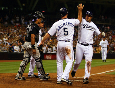 パドレス ロッキーズを破る