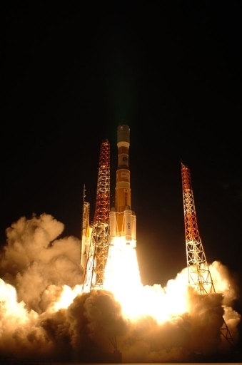 H2Bロケット打ち上げ成功、宇宙ステーション補給機ISSへ