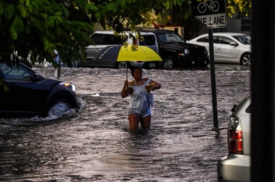 米フロリダ州で3日連続の豪雨、マイアミなどで洪水発生
