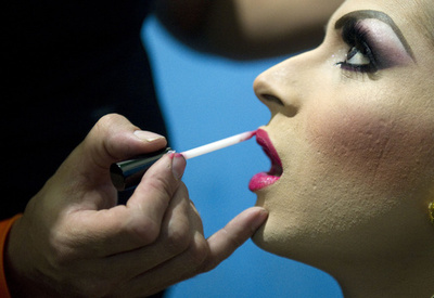 女装家のミス・コンテスト、ベネズエラで開催