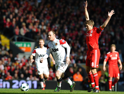 リーグ首位のマンチェスターU、好調リバプールと対戦