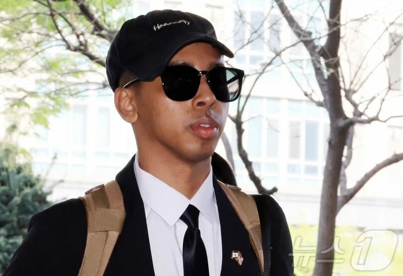 ソウル西部地裁で開かれた1審判決公判に出廷したジョニー・ソマリ(c)news1