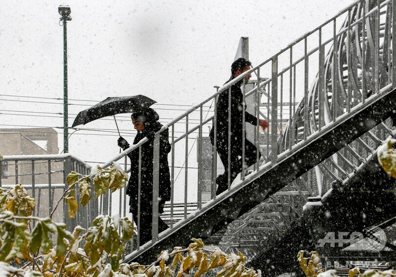 イランの首都テヘランに大雪、交通渋滞や複数地域で休校も