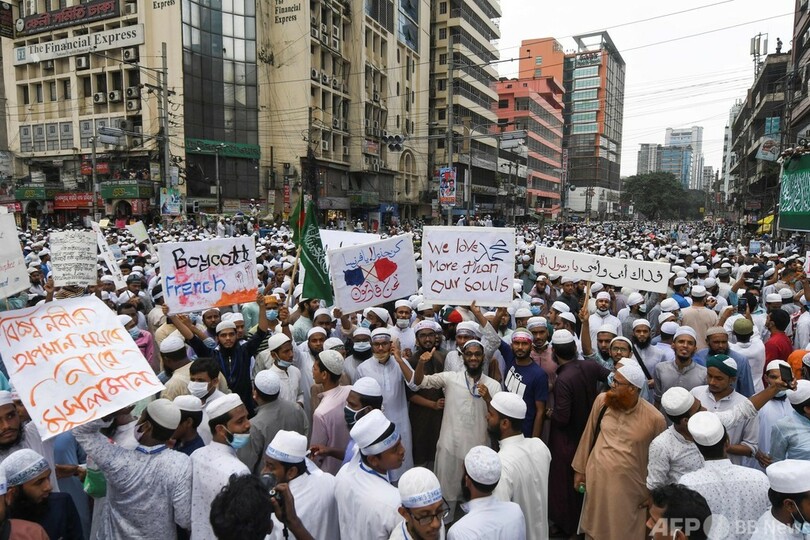 バングラデシュで反フランス大規模デモ、警察発表で5万人超参加