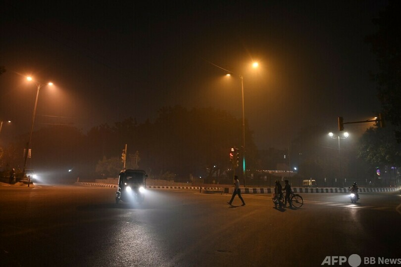 祭りでインド首都にスモッグ 花火・爆竹を規制