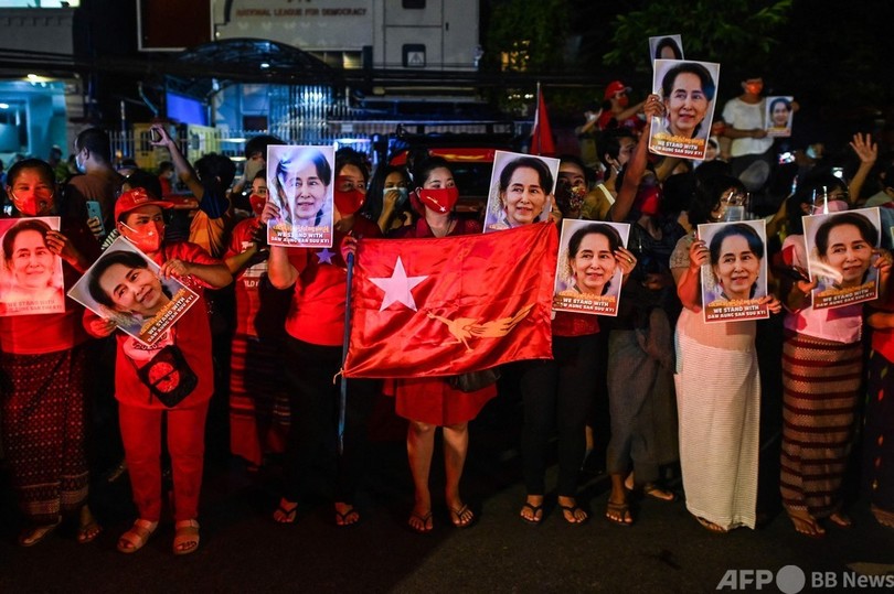 スー・チー氏率いるNLDの解党を検討 ミャンマー選管委員長