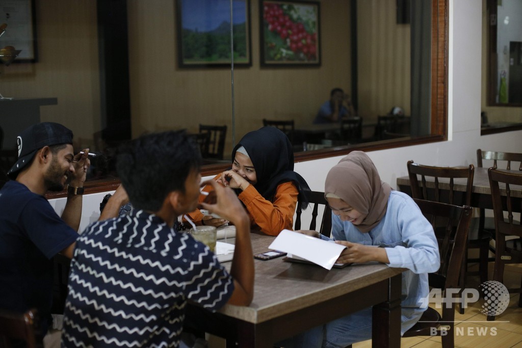 インドネシアの村でWiFi提供禁止令、子どもが勉強せずにポルノに夢中? インドネシアの村でWiFi提供禁止令、子どもが勉強せずにポルノに夢中?