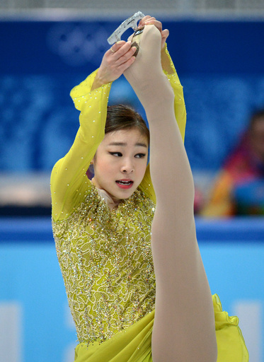 冬季五輪 金メダリスト キム・ヨナ 直筆サイン入りフォト フィギュアスケート 冬季五輪 金メダリスト キム・ヨナ 直筆サイン入りフォト