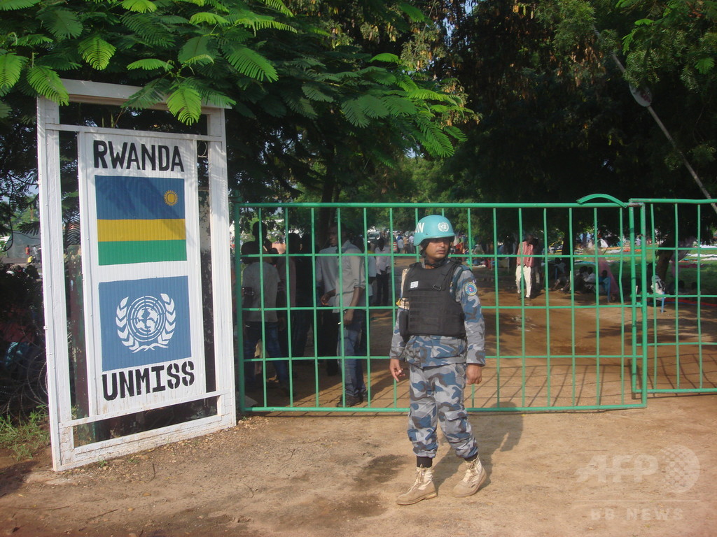 戦闘激化の南スーダンで性的暴行120件、PKO要員が見ぬふりか 戦闘激化の南スーダンで性的暴行120件、PKO要員が見ぬふりか