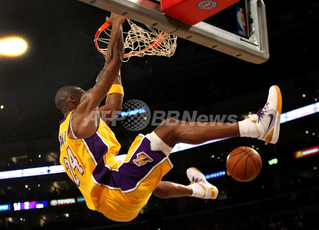 コービー・ブライアント 史上最年少で通算2万3000得点 写真30枚