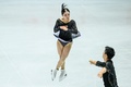 24-25フィギュアスケートグランプリ（GP）シリーズ第4戦、NHK杯、ペア・ショートプログラム（SP）。演技に臨む三浦璃来/木原龍一組（2024年11月8日撮影）。(c)Yuichi YAMAZAKI / AFP