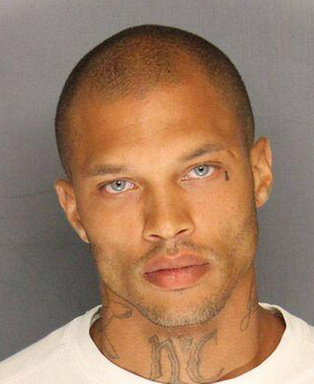 イケメン重罪犯 米警察のfbにラブコール殺到 写真1枚 ファッション ニュースならmode Press Powered By Afpbb News