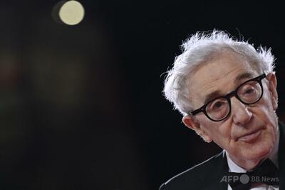 ウクライナ、ウディ・アレン監督のロ映画祭出演を非難