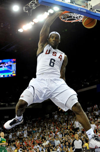 米国 五輪壮行試合でリトアニア下す