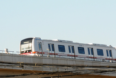 中国初の「無人運転地下鉄」　試運転を開始　