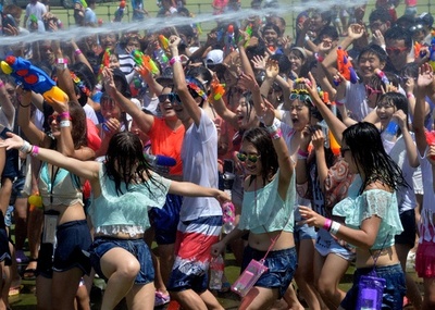 ずぶぬれで残暑乗り切れ！八景島で「ウォータースプラッシュラン」