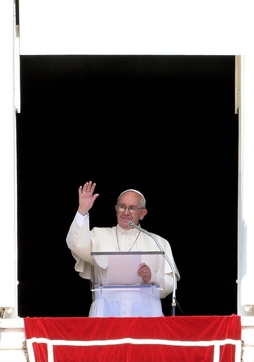 ローマ法王、欧州の全教区で「難民家族受け入れを」