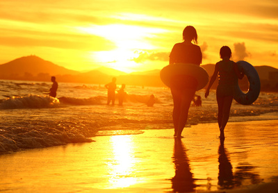 海南三亜、夏至の夕焼け