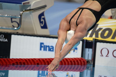 オッテセン・グレイが50m女子バタフライ制す、第15回世界水泳