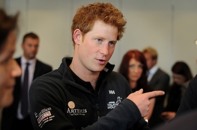 ヘンリー王子と通話中に強盗被害、友人を心配した王子が現場に 英ロンドン