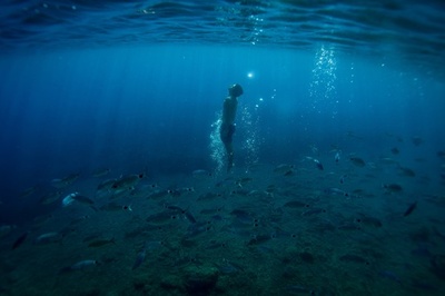 青い海が美しいイタリアのポルトフィーノ