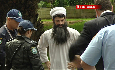 豪テレビ番組スタッフへの起訴棄却、首脳会議中のビンラディン扮装めぐり