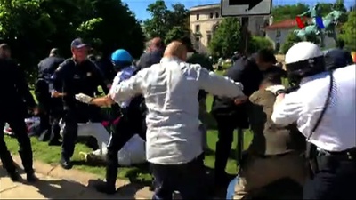 訪米のトルコ大統領の警護隊員がデモ隊に暴行、国務省が懸念表明