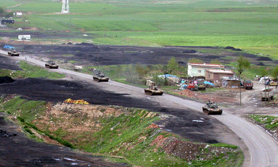 クルド人武装勢力のトルコ軍攻撃で兵士12人と武装勢力32人が死亡