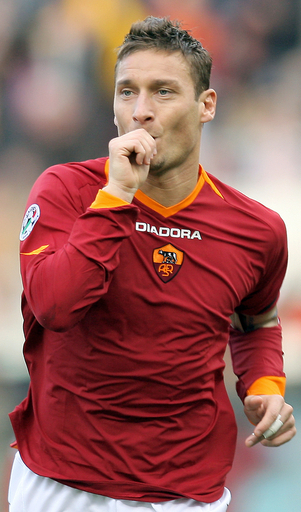 ＜サッカー セリエA＞ローマ 3得点を挙げてパルマに快勝 - イタリア