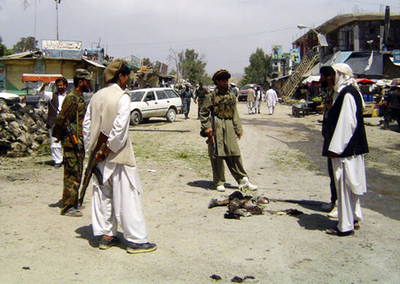 東部の州で自爆攻撃発生、11人死亡 - アフガニスタン