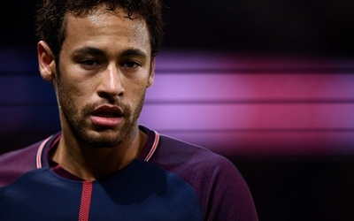 ネイマールが「個人的な理由」でブラジルに緊急帰国