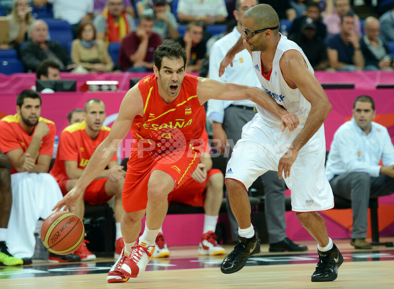 スペイン、フランスを破りロシアとの準決勝へ