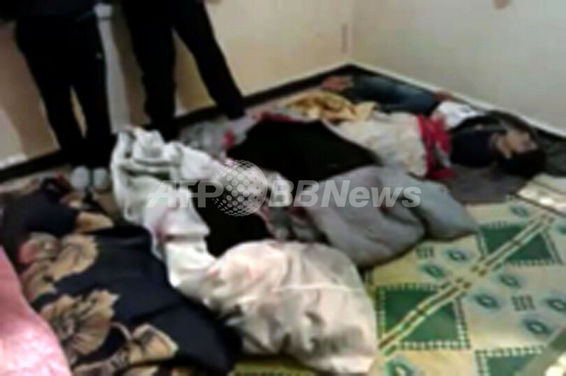 ホムスで虐殺か、のど切られた女性や子供ら47遺体見つかる シリア