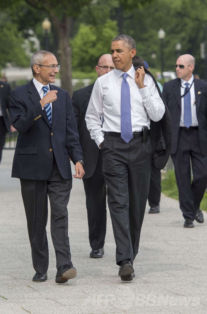 観光客びっくり、オバマ米大統領が首都を散歩