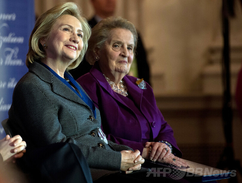 ヒラリー氏の「過去ネタ」攻撃狙う共和党、米次期大統領選