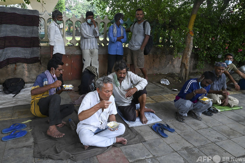 コロナ禍のインドに迫る新たな危機、貧困層に広がる飢餓