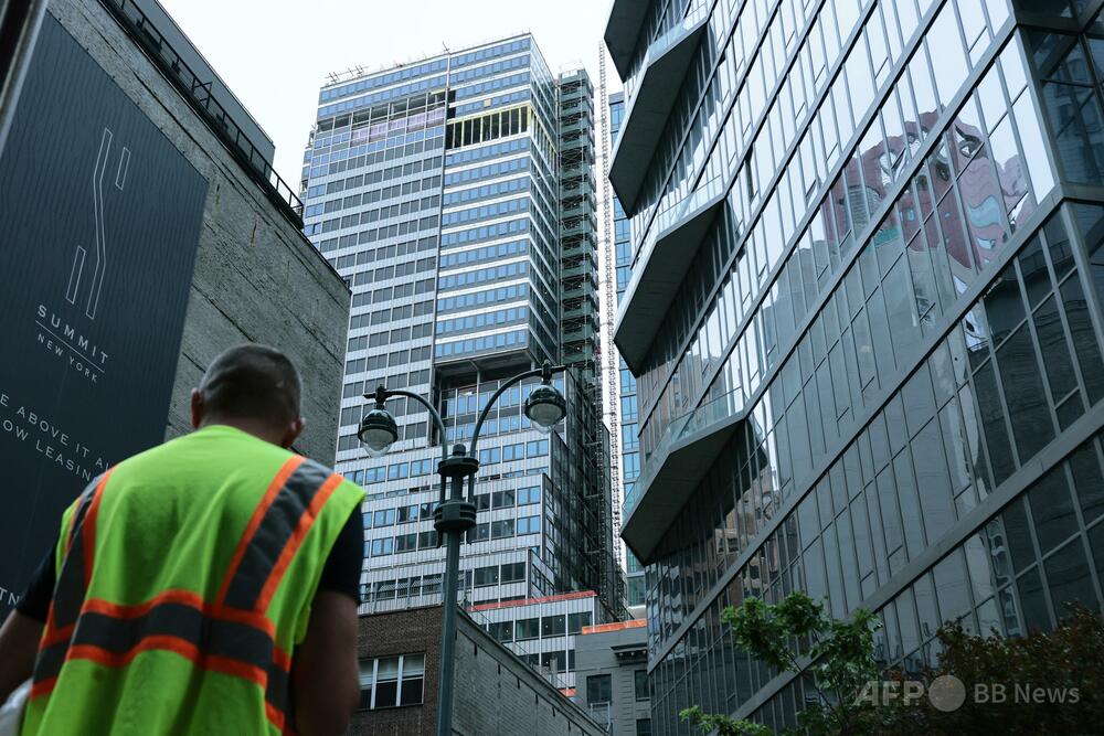 NYマンハッタン高層ビルで柱損傷、周辺封鎖 増築工事が原因か
