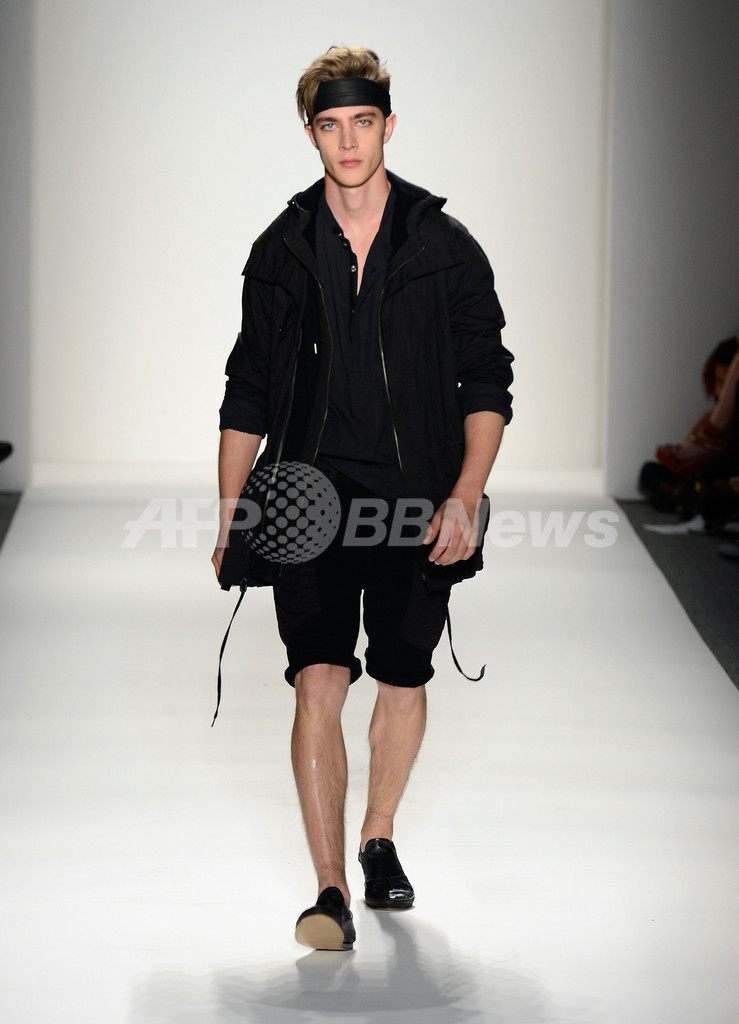 ＜14年春夏NYコレクション＞ニコラス ケイ