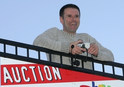 はかなく消えた2億円の夢、ネット競売に「人生」出品の豪男性