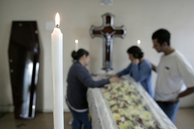 死んだ本人が現れお通夜は大パニック、ブラジル