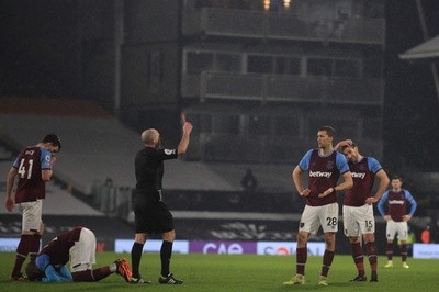 殺害予告のプレミア主審、次節担当外に 2戦連続で物議醸す退場