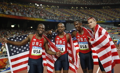 米国 男子4x400メートルリレー五輪新で金メダルを獲得
