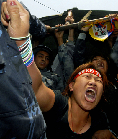 ネパールで反中抗議デモ、227人が拘束される