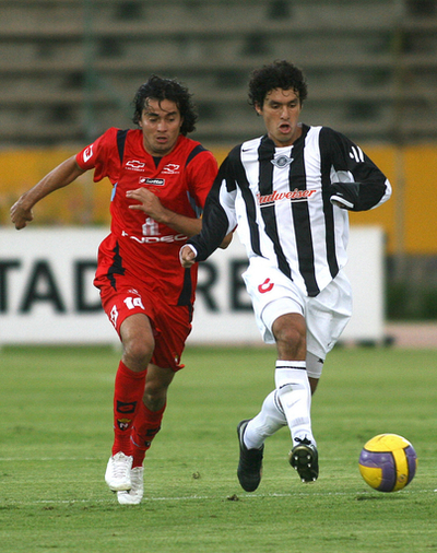 ＜サッカー 07リベルタドーレス杯南米選手権＞エル・ナシオナル ホームでリベルタと引き分ける - エクアドル