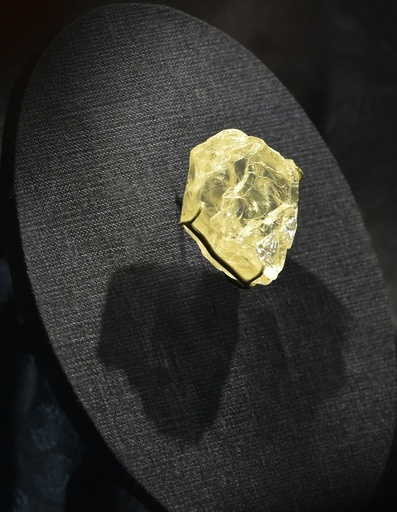 北米最大級、552カラットのダイヤ発見 カナダ