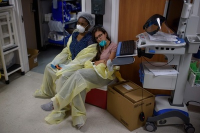 米テキサス州で医療制度崩壊の危機、コロナ感染者急増で