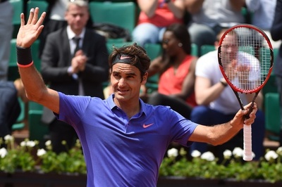 フェデラー、「難しい試合」制し3回戦へ 全仏オープン